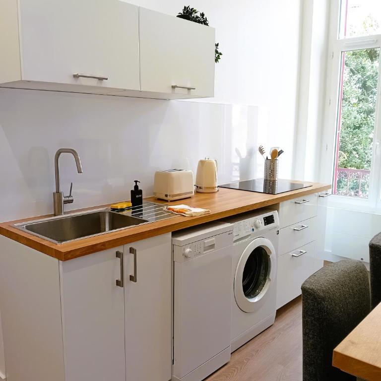 101 - Appart rénové avec 1 chambre spacieuse - Tram et Clinique Mutualiste à 1 min - Appartement 1 Chambre - 11