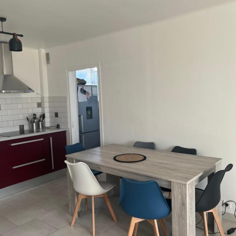 House of Essia - Appartamento con 2 Camere da Letto - 5