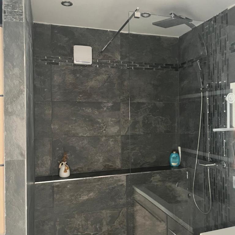 House of Essia - Appartamento con 2 Camere da Letto - 21
