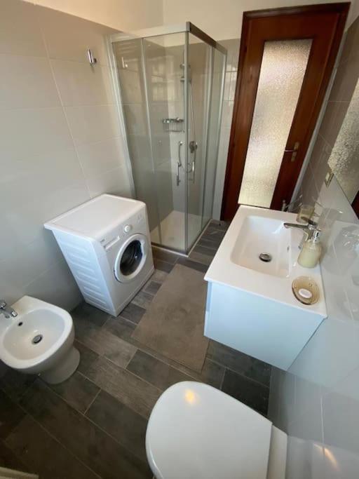 La terrazza con le biciclette a due passi dal lago - Appartamento con 1 Camera da Letto - 10