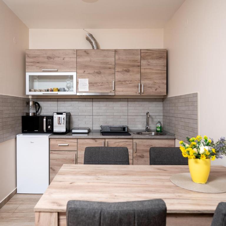 KC Apartment - One-Bedroom Apartment - 29