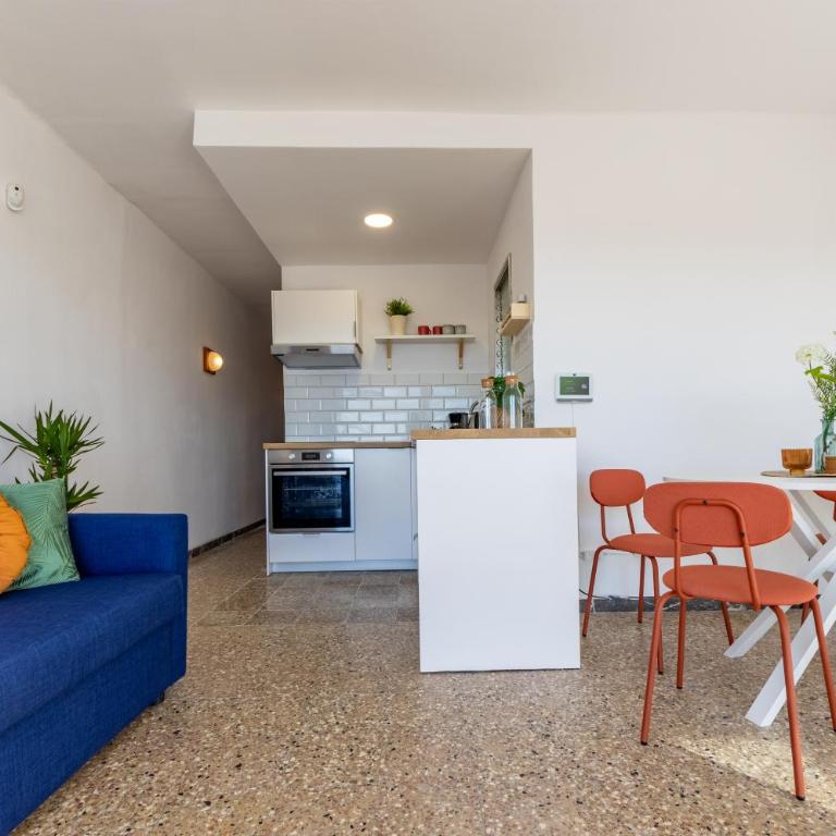 Tranquilo piso en Torredembarra - Apartamento de 2 dormitorios - 2