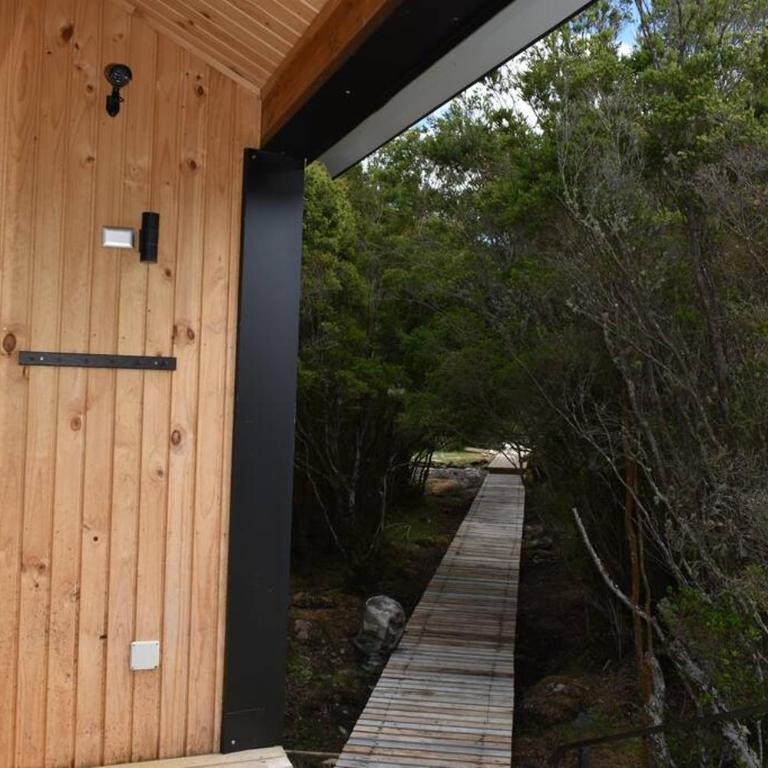 Impressive Don Santiago Cabin, Chilean Patagonia. - Two-Bedroom House - 14