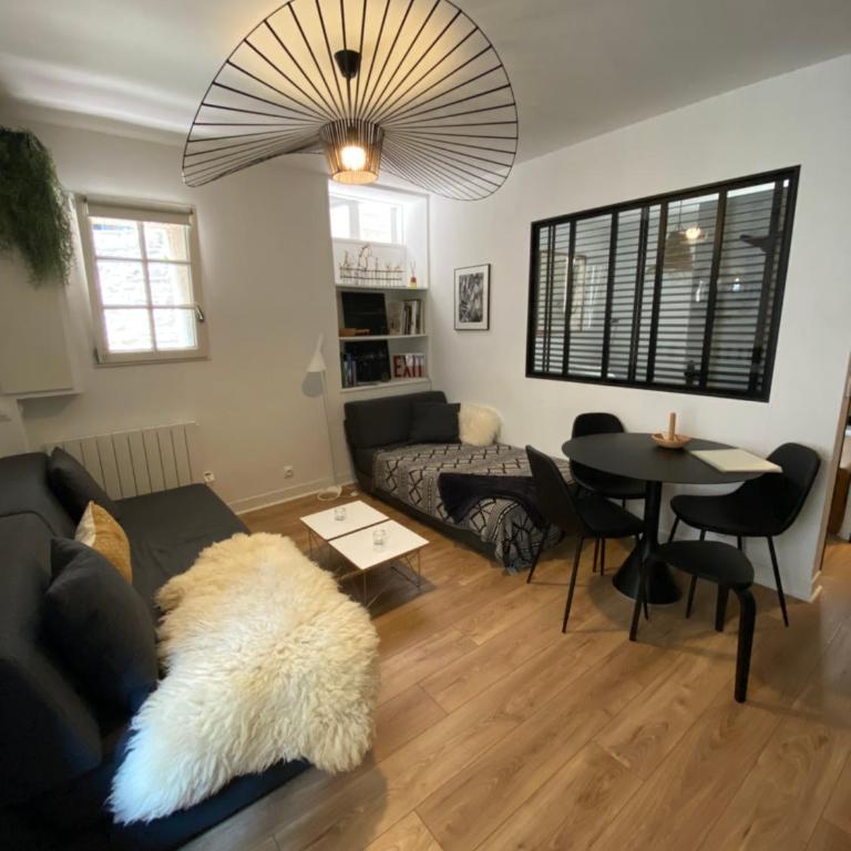 Le Cosy Intra - Appt Cocon Parking privé - One-Bedroom Apartment - 4