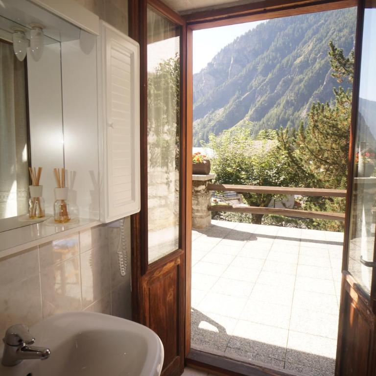 Hotel Aiguille Noire - Ampia Camera Matrimoniale/Doppia con Letti Singoli - 2