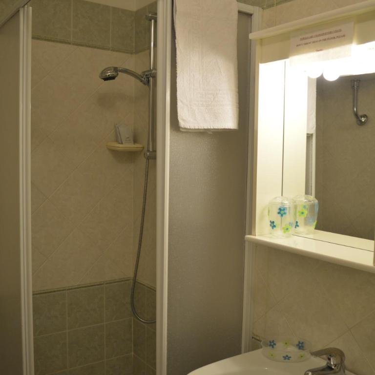 Casa Zavatti - Camera Matrimoniale con Bagno Privato - 3