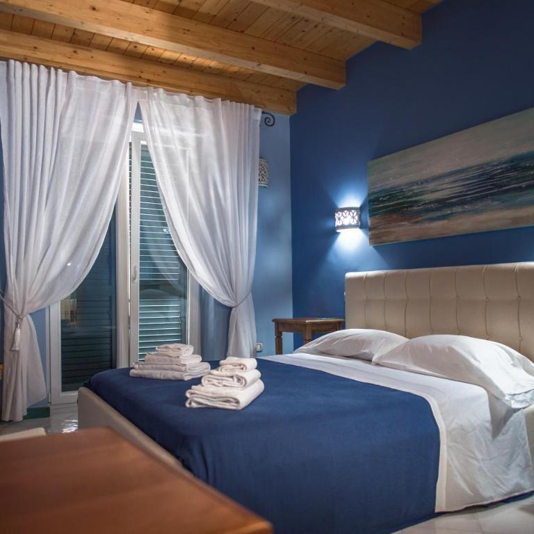 B&B Casa Martino SEA VIEW - Zimmer mit Queensize-Bett und Meerblick - 5