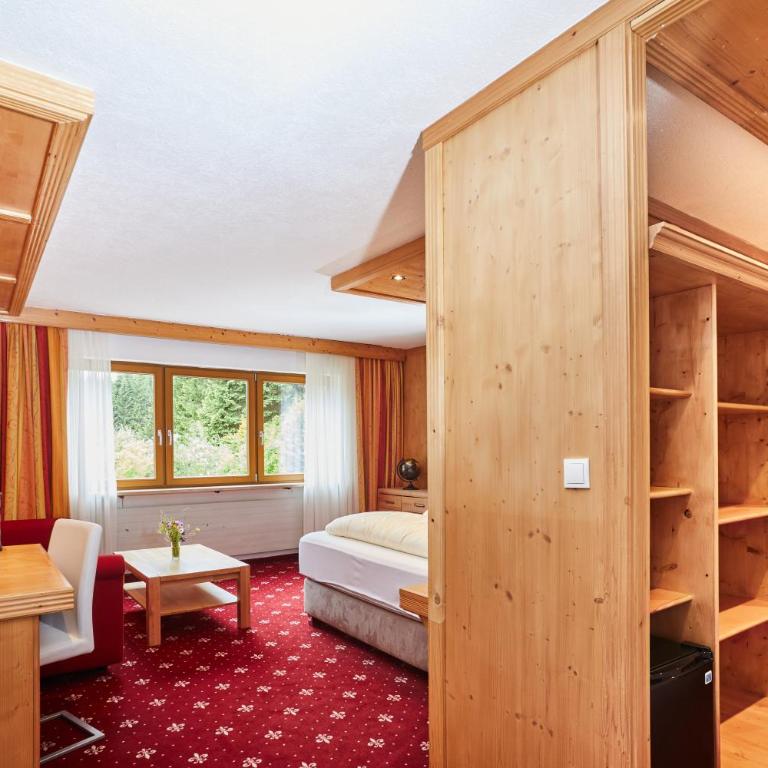 Hotel Hubertushof - Ihr Hotel mit Herz - Doppelzimmer mit Bergblick - 6