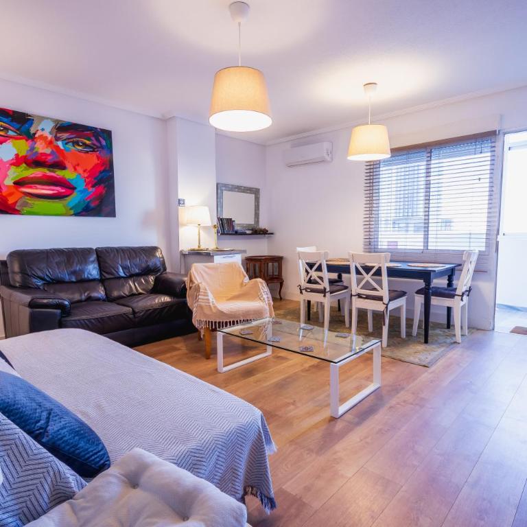 HABANERAS - Three-Bedroom Apartment - 78