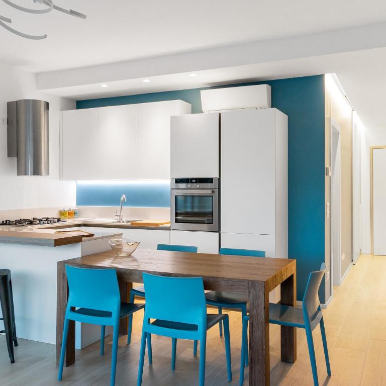 LUXURY BLUE LIVING RICCIONE PESCATORE - Three-Bedroom Apartment - 11