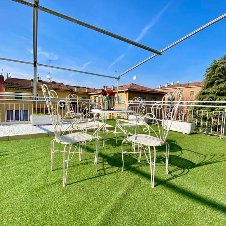 Attico Costa 17 [5 minuti a piedi dalla stazione] - Appartamento con Terrazza - 27