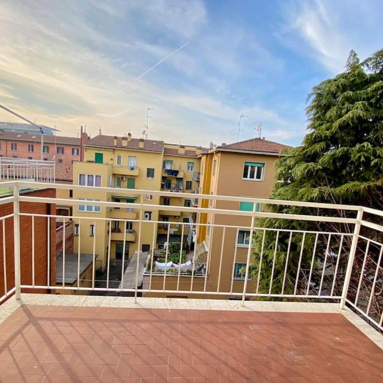 Attico Costa 17 [5 minuti a piedi dalla stazione] - Appartamento con Terrazza - 8