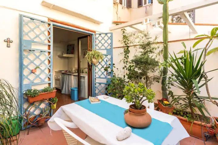In the heart of Kalsa, a green and quiet terrace, Free Parking - Appartamento con Terrazza - 7
