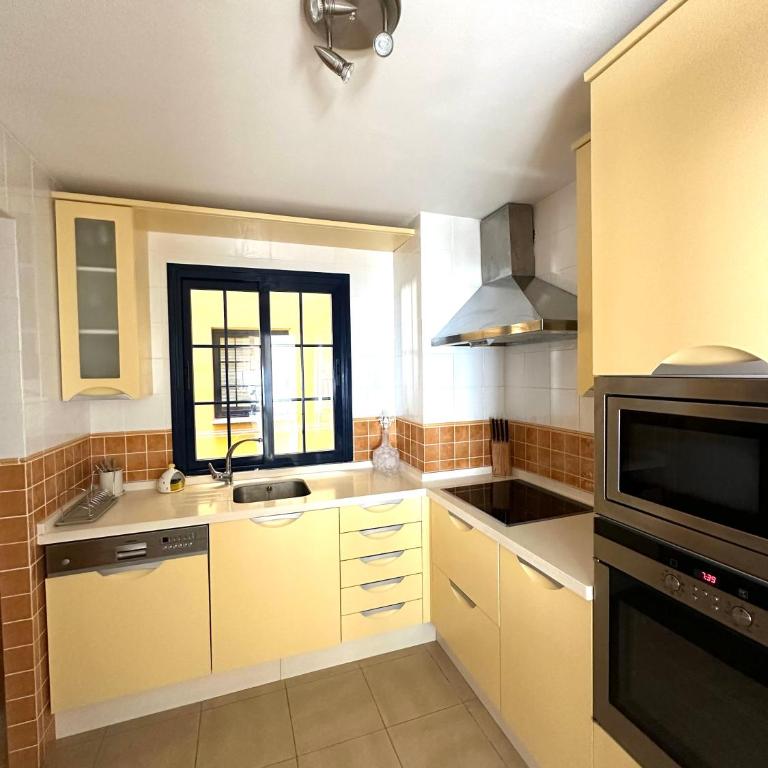 El Balconcito de Patri - Two-Bedroom Apartment - 24