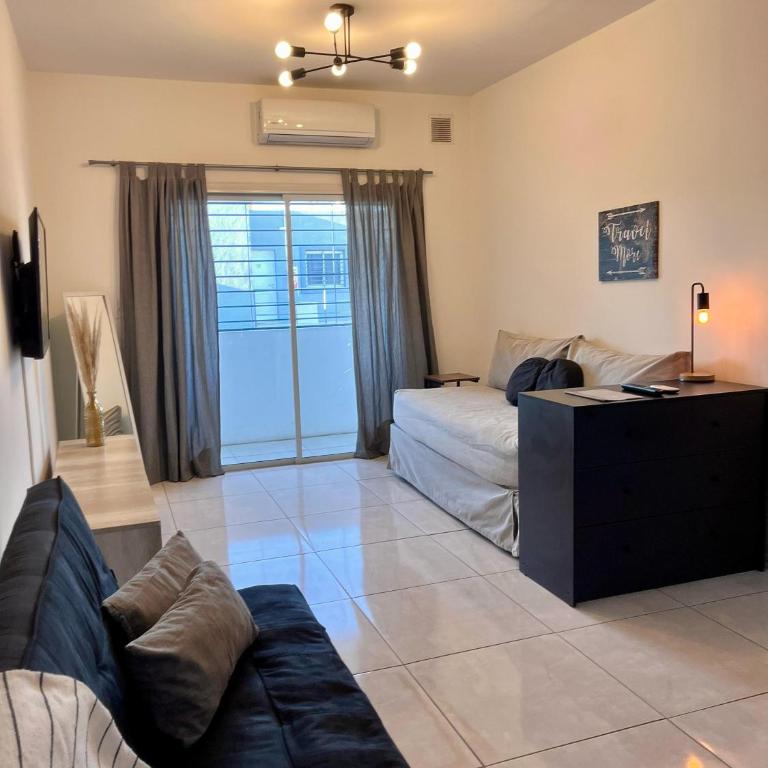 Luminoso departamento con cochera - Apartamento de 1 dormitorio - 4
