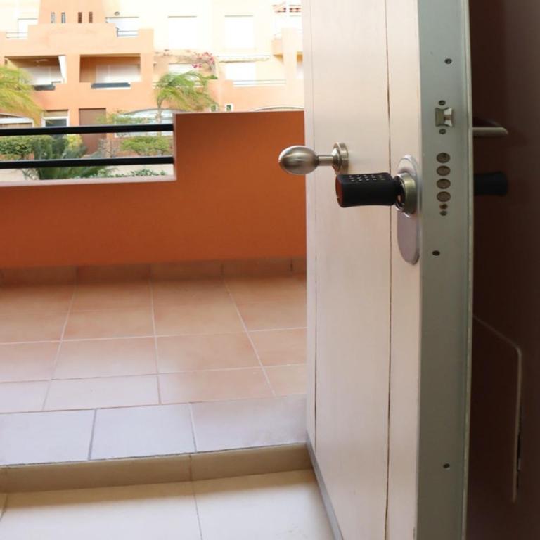 Palami Vera con terraza, WIFI 300mb, piscina y garaje privado - Apartamento de 2 dormitorios - 45