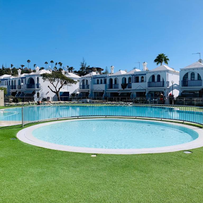 Bungalow Terrace&Pool near the Beach - One-Bedroom Apartment - 1