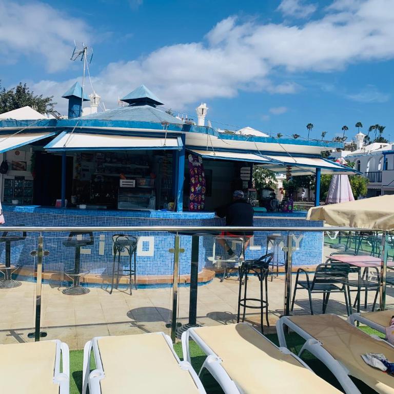Bungalow Terrace&Pool near the Beach - One-Bedroom Apartment - 5