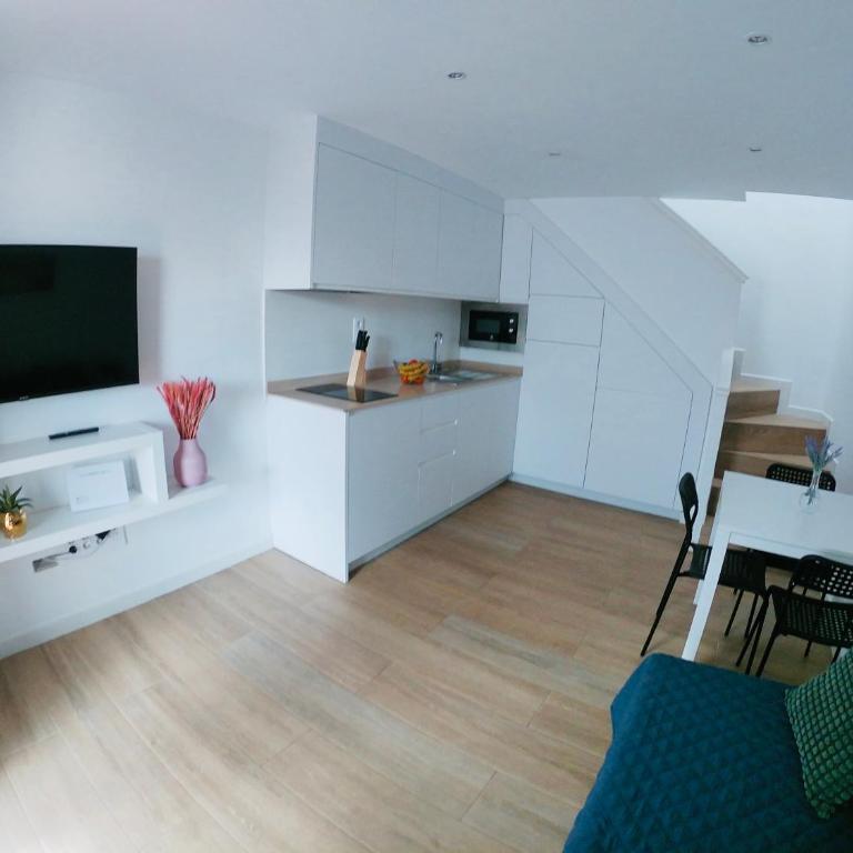 Bungalow Terrace&Pool near the Beach - One-Bedroom Apartment - 11