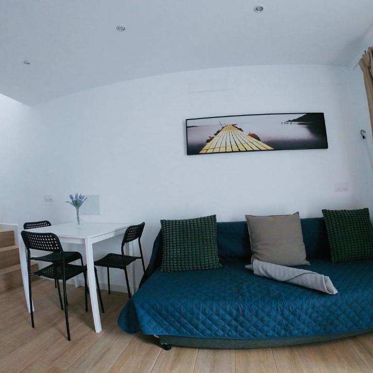 Bungalow Terrace&Pool near the Beach - One-Bedroom Apartment - 14