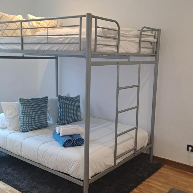Piso turistico LAURSI - Apartamento con balcón - 8