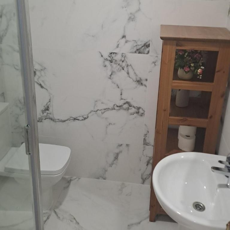 Piso turistico LAURSI - Apartamento con balcón - 11