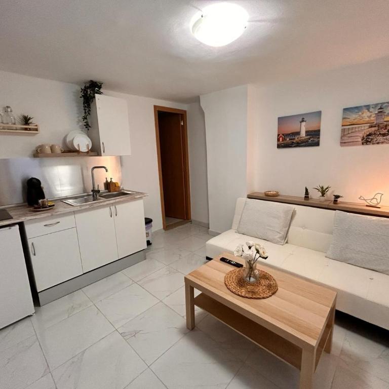 CASA ELEO - Apartamento de 1 dormitorio - 7