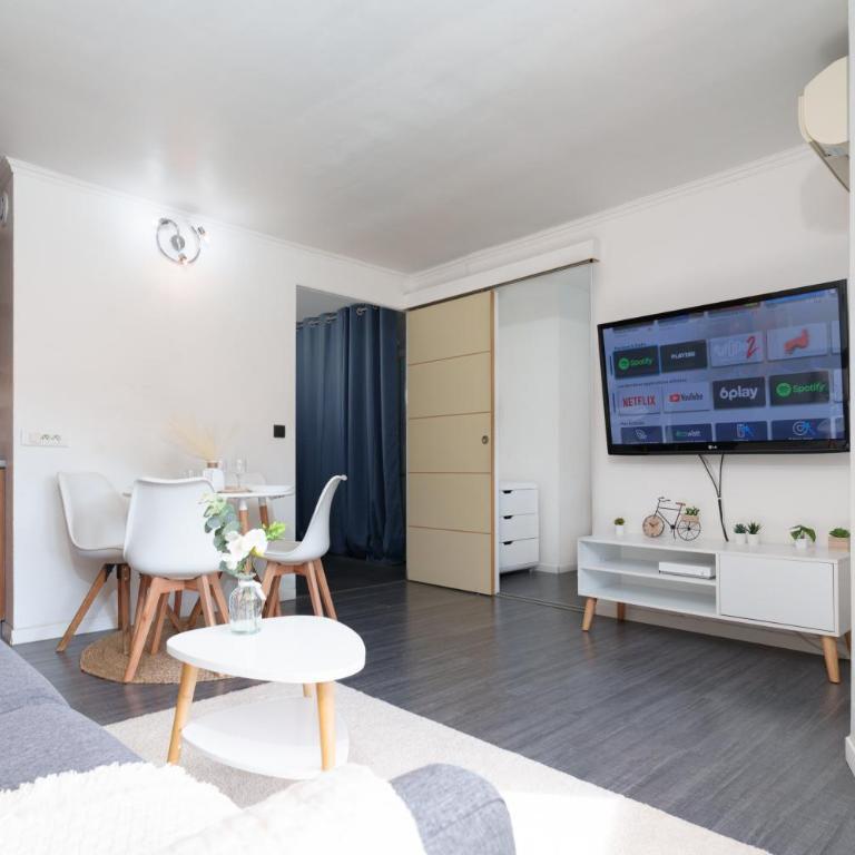 Le Cosy : Terrasse • Parking • Piscine • Clim - Apartment mit 1 Schlafzimmer und Poolblick - 8