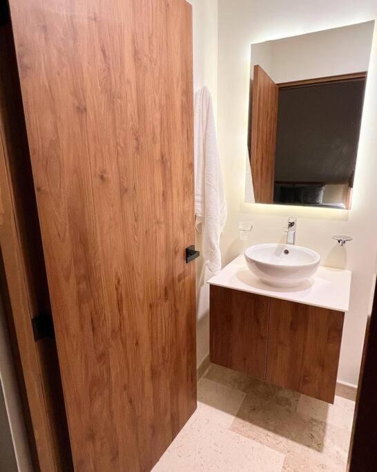 Loft, gym, pool, internet zama - One-Bedroom Apartment - 16