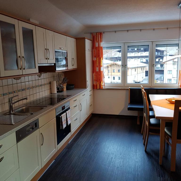 Haus Birnbacher - Comfort Apartment mit 2 Schlafzimmern und Balkon - 11