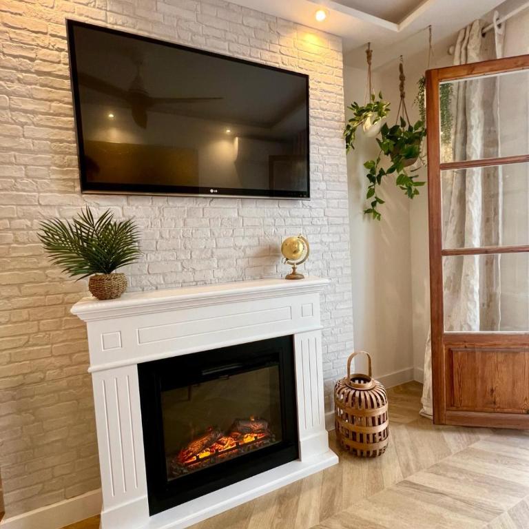 MIA HOME MARBELLA - Two-Bedroom Apartment - 9