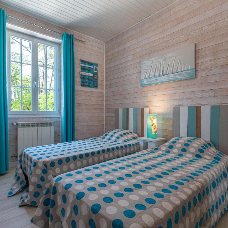 Villa Souleillous, basco landaise de prestige, 500m de la plage - Villa - 22