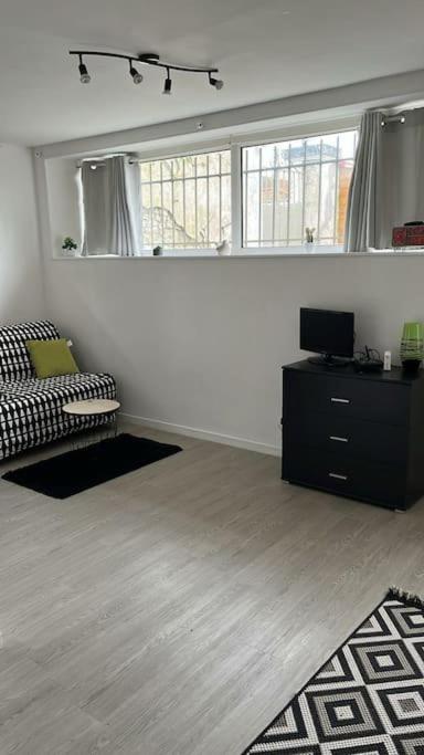 Studio proche du centre-ville - Appartement 1 Chambre - 10
