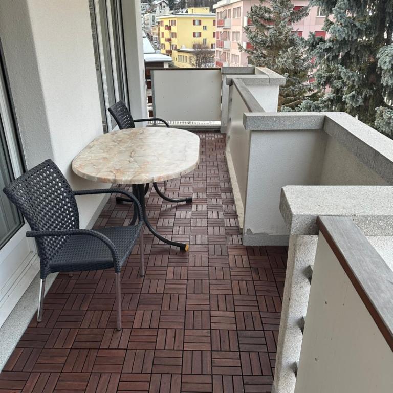 Chesa Derby 32 - Apartment mit 2 Schlafzimmern - 25