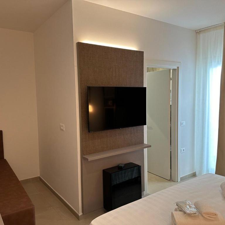 Amani Chic Rooms - Camera Matrimoniale con Bagno Privato - 6