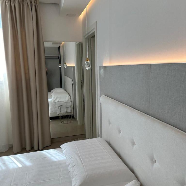 Amani Chic Rooms - Camera Matrimoniale con Bagno Privato - 8