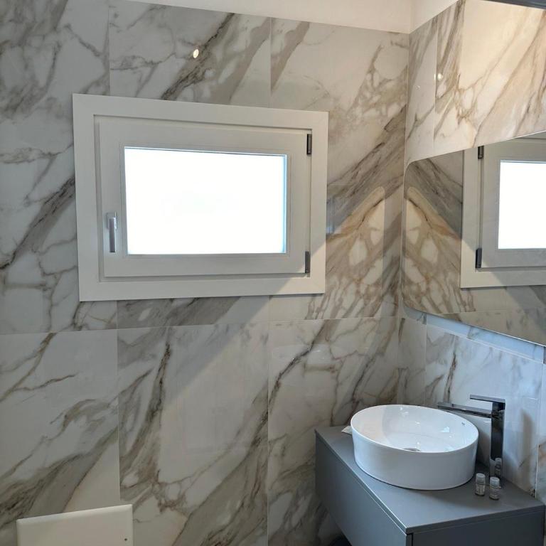 Amani Chic Rooms - Camera Matrimoniale con Bagno Privato - 13
