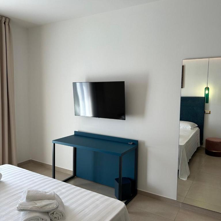 Amani Chic Rooms - Camera Matrimoniale con Bagno Privato - 9