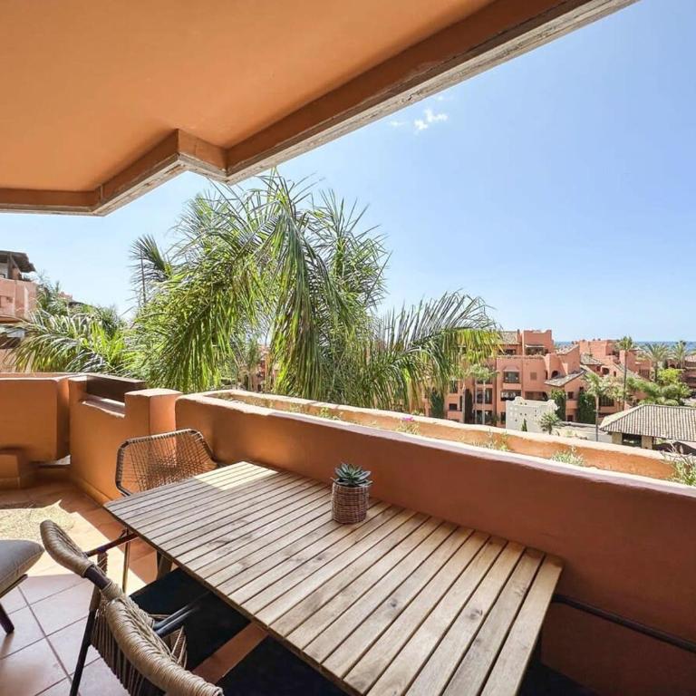 Sea Views Indoor Pool Sauna Gym Wifi - Apartment - 30