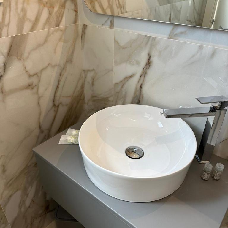 Amani Chic Rooms - Camera Matrimoniale con Bagno Privato - 20