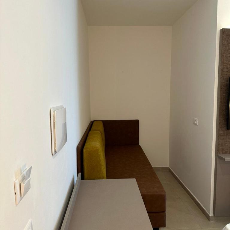 Amani Chic Rooms - Camera Matrimoniale con Bagno Privato - 4