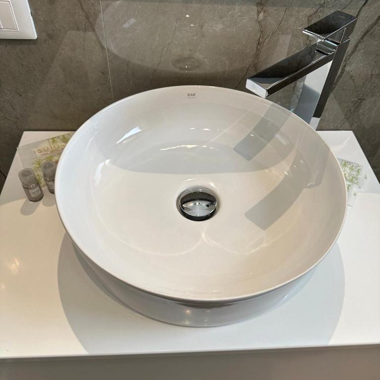 Amani Chic Rooms - Camera Matrimoniale con Bagno Privato - 10