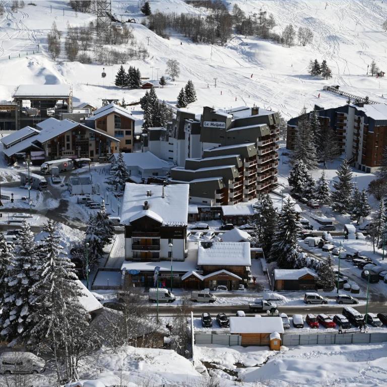 Chalets Horizon Blanc - Vue exceptionnelle Loup Blanc -Sauna extérieur Ours des Glaces -5 étoiles - Superior Chalet - 11