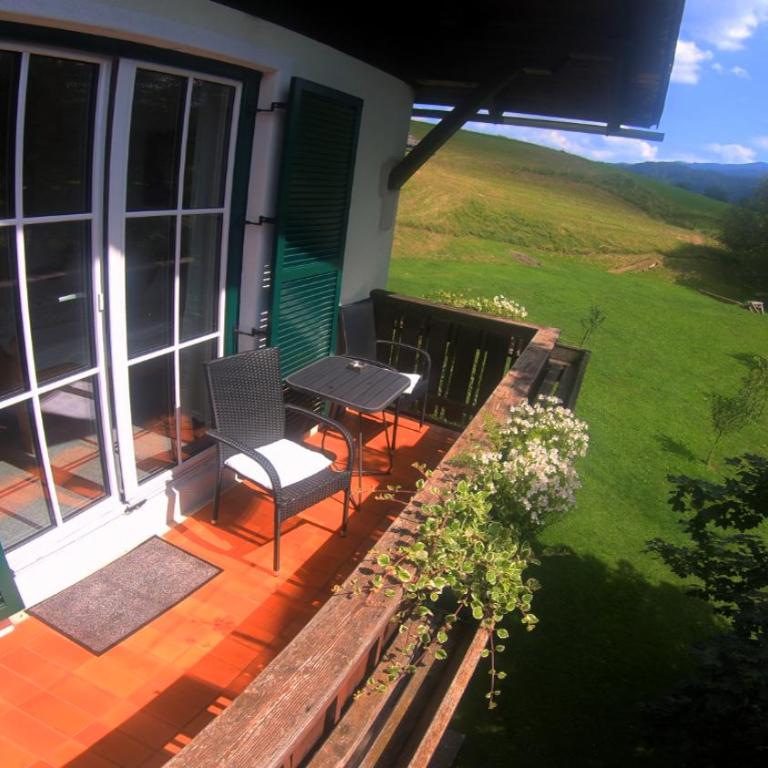Landhaus Aflenz - Doppelzimmer mit Balkon - 4