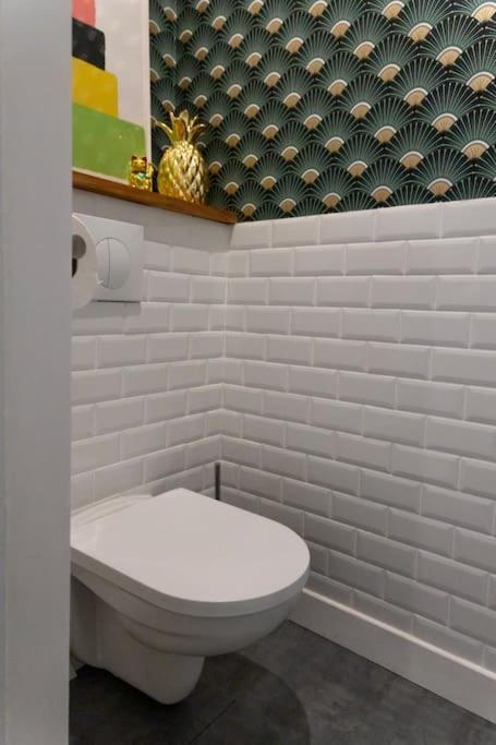Maison et appartement attenant pour 10 personnes avec terrasse, cour et parking - Villa - 9