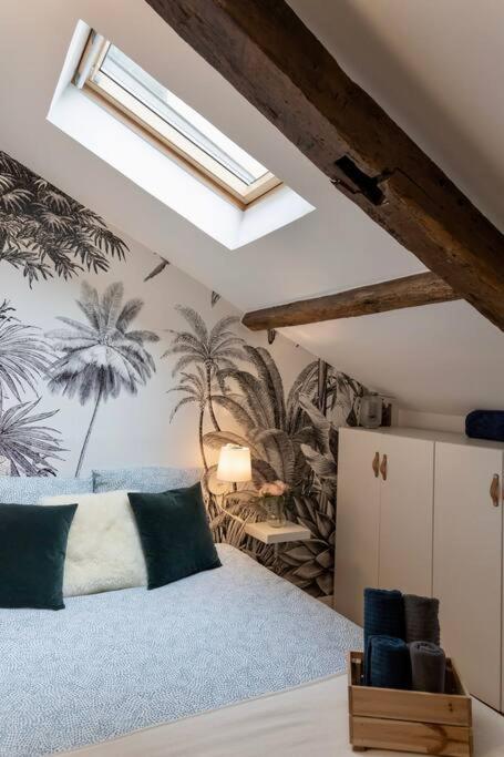 Maison et appartement attenant pour 10 personnes avec terrasse, cour et parking - Villa - 16