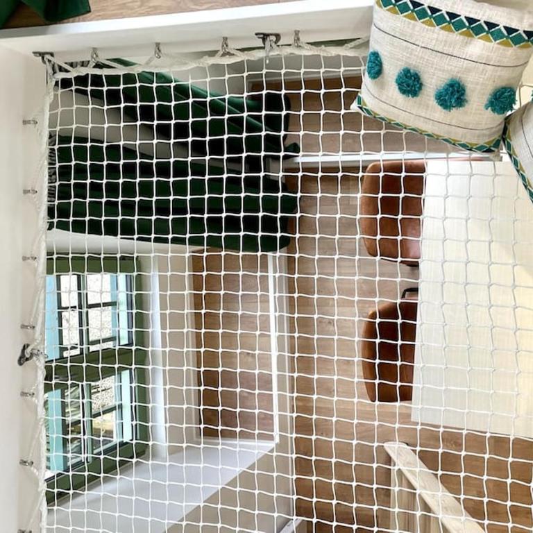 Maison et appartement attenant pour 10 personnes avec terrasse, cour et parking - Villa - 50