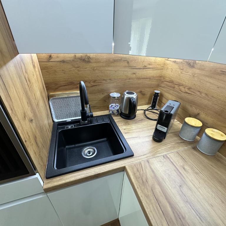 Studio magnifique avec terrasse spacieuse Loèche-les-Bains Vacances - Apartamento de 1 dormitorio - 16