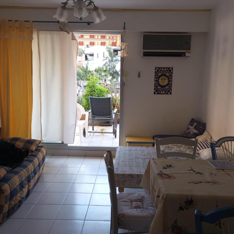 location T2 Cavalaire sur mer avec piscine - One-Bedroom Apartment - 2