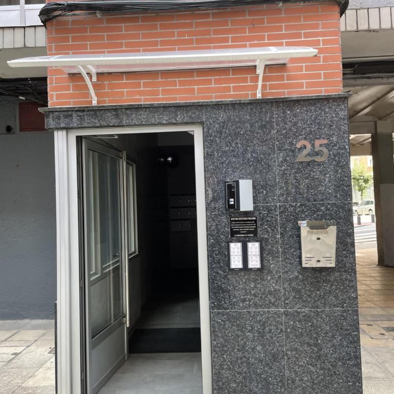 Moderno Apartamento cerca del metro - Two-Bedroom Apartment - 15